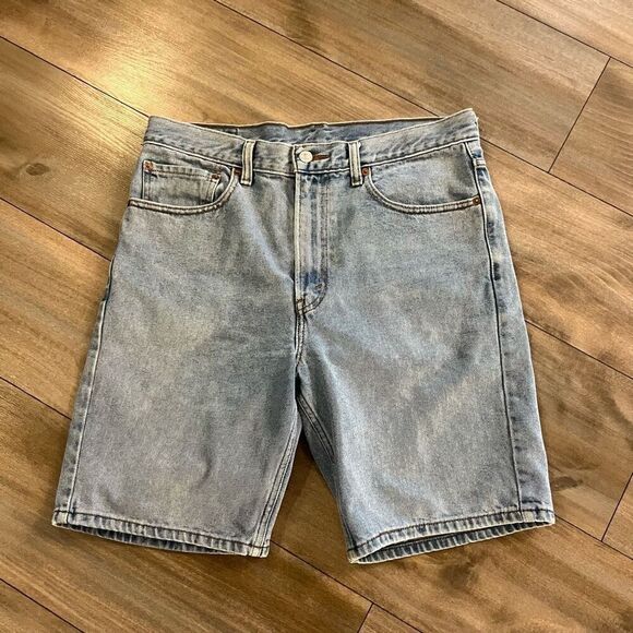 Vintage Levi 550‎ Light Wash Denim Shorts Men 34